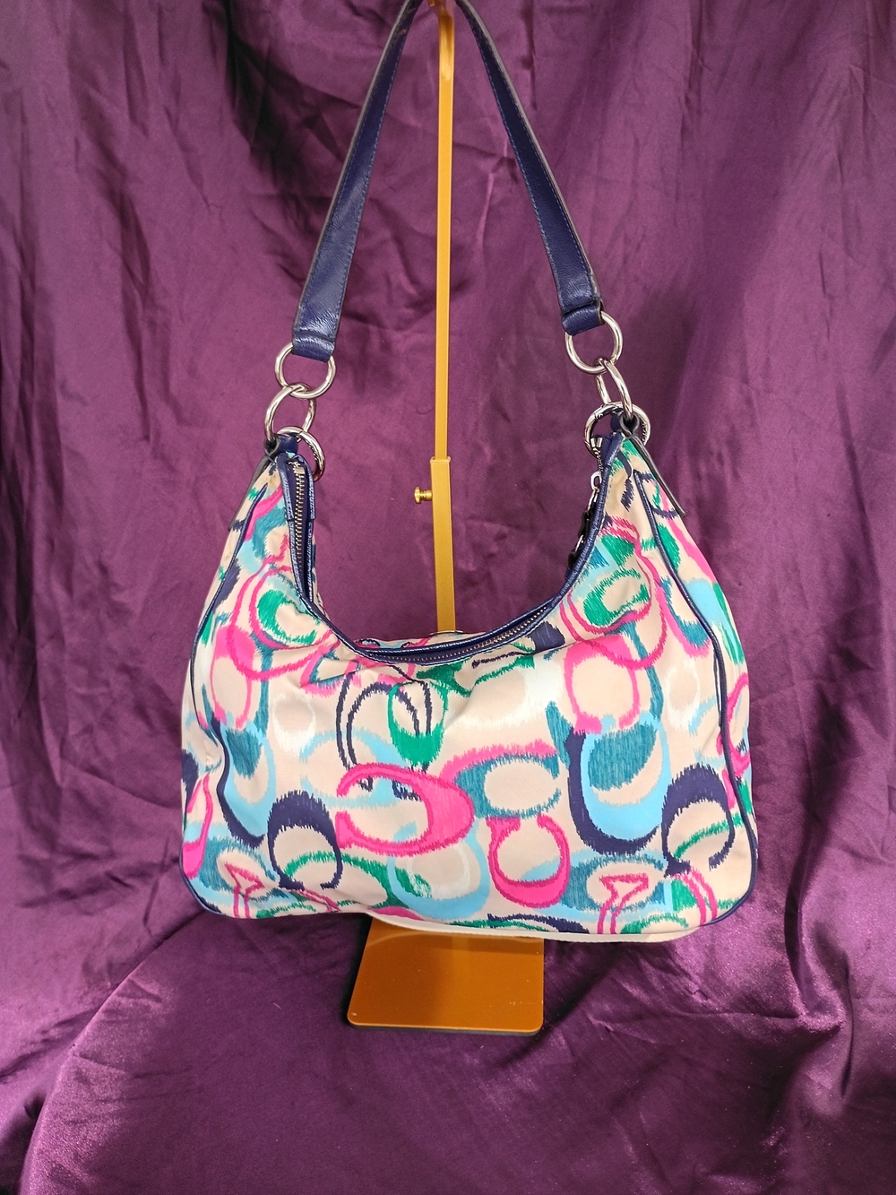 Coach Ikay Scribble Bag - Picture 3 of 16
